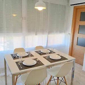 https://vistas-al-mar-wifi-piscina-y-nuevo-a-estrenar.hotelsinnerja.org